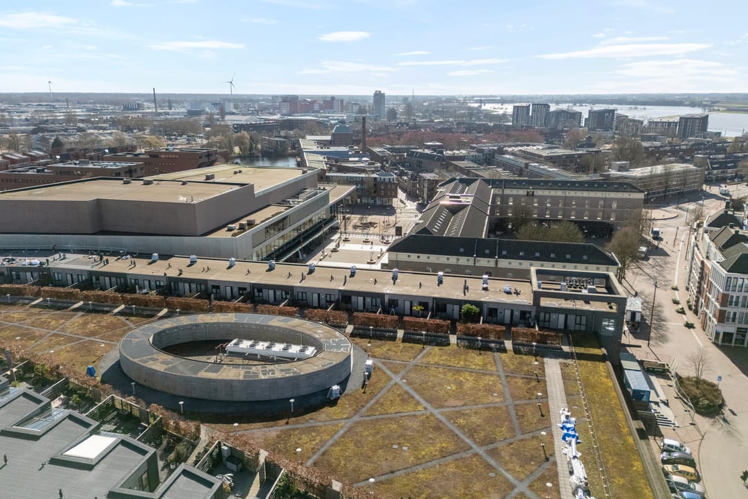 Penthouse with Private Parking and Terrace in Deventer City Center — 31
