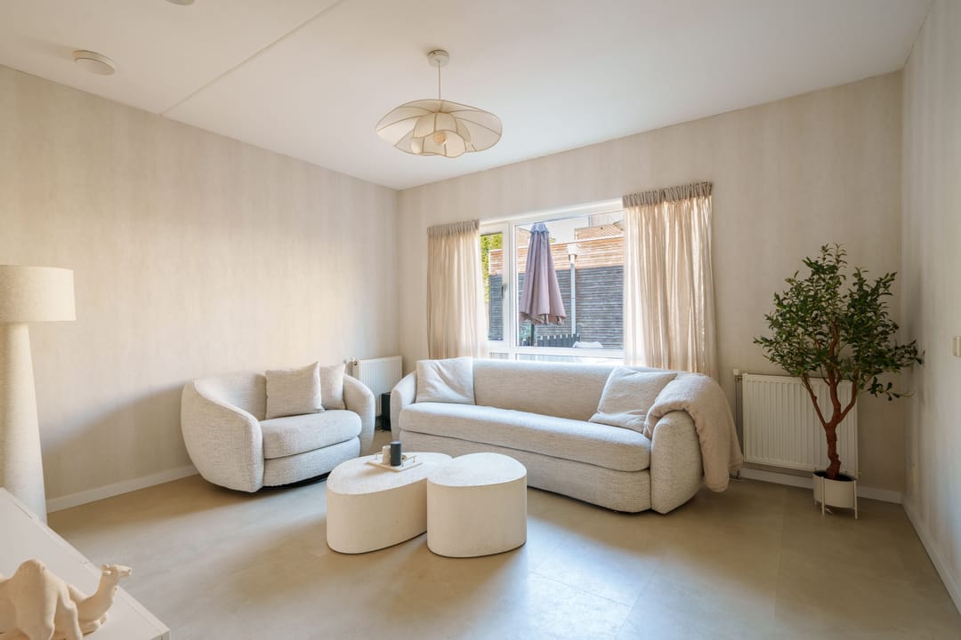 Photo 8 of Tempo Doeloestraat 164