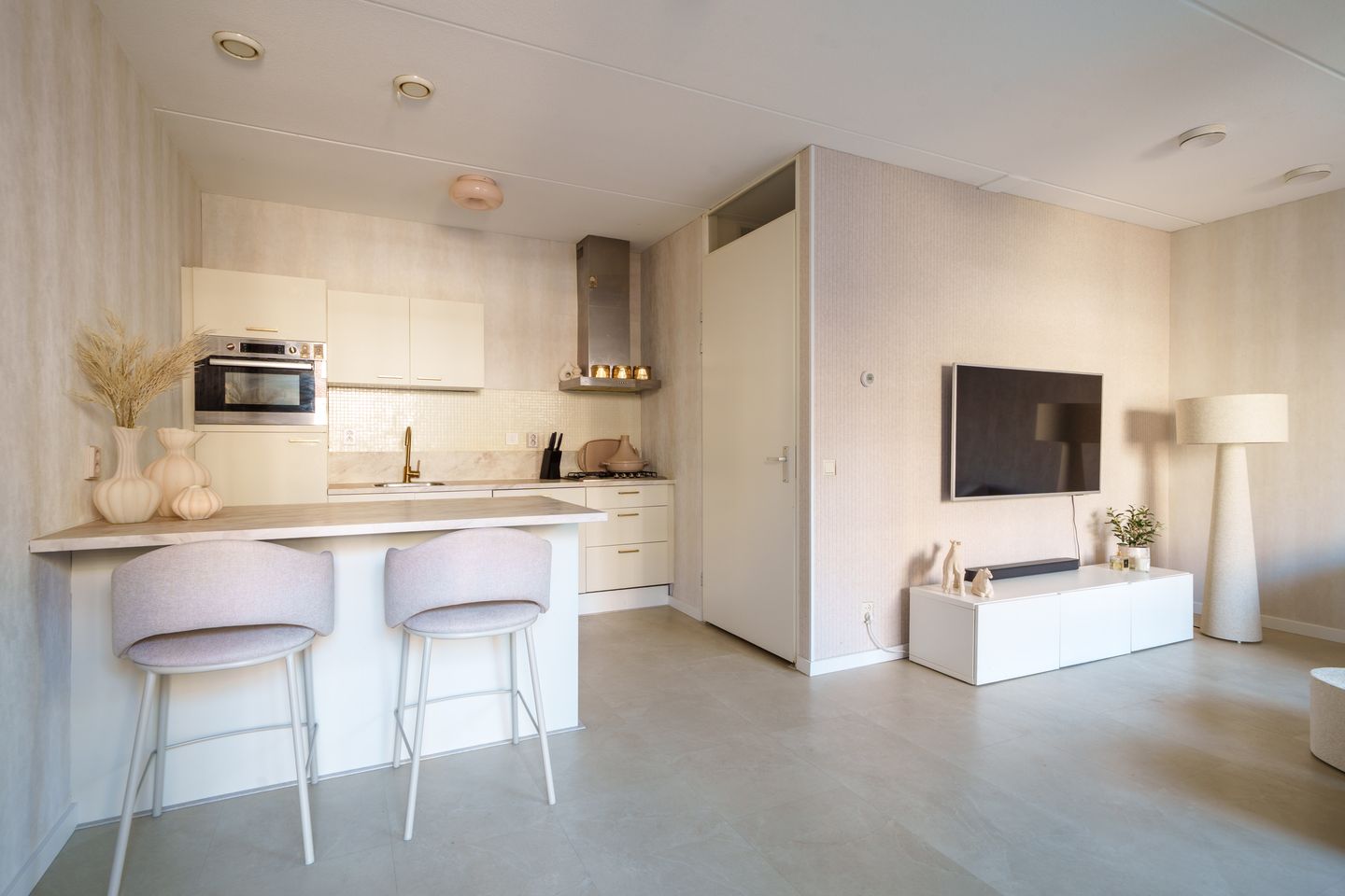 Photo 10 of Tempo Doeloestraat 164