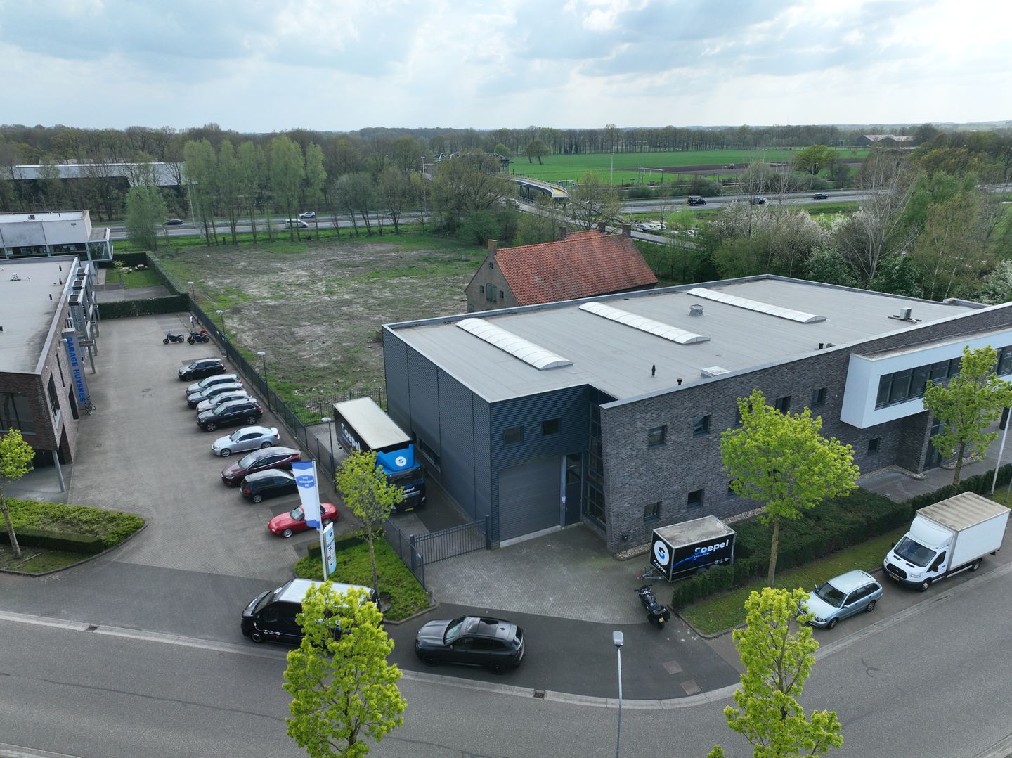 View photo 1 of De Beek 4