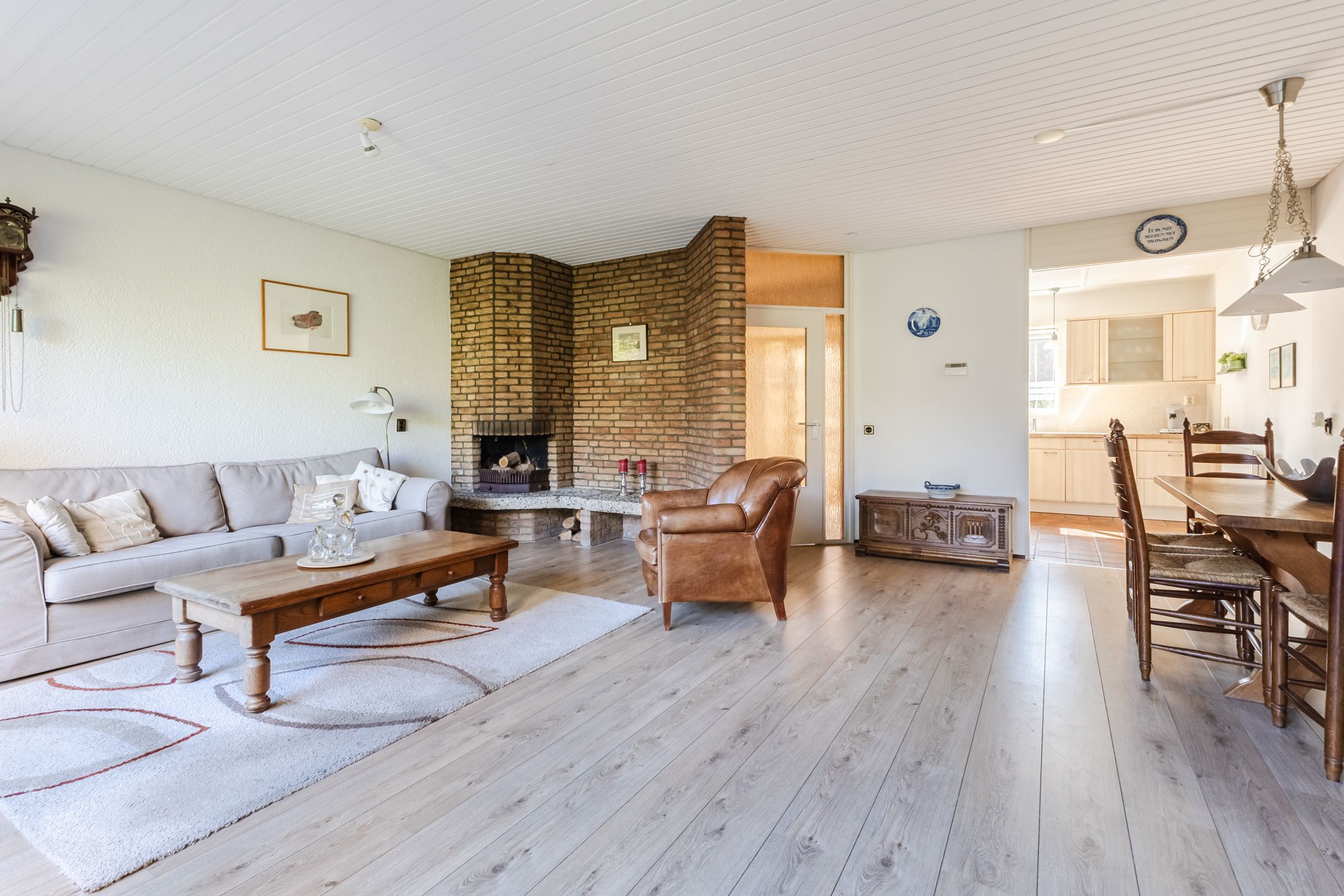 Spacious semi-detached home with deep water-side garden and private dock — 12