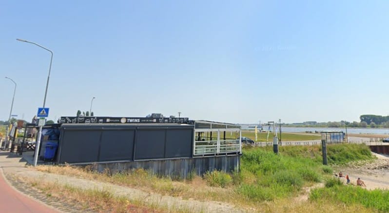 Bekijk foto 3 van Veerweg 2