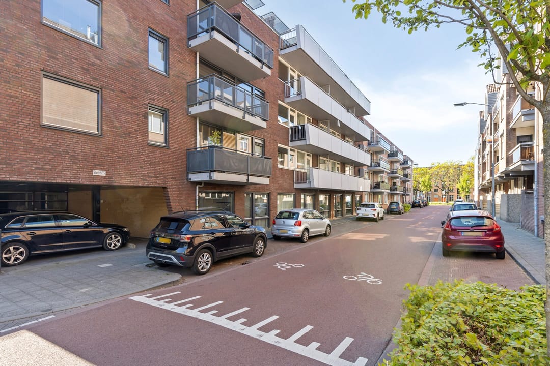 Photo 37 of Middellaan 460-E27