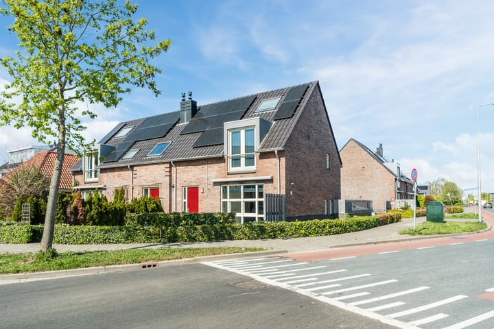 Burgemeester Klinkhamerweg 2