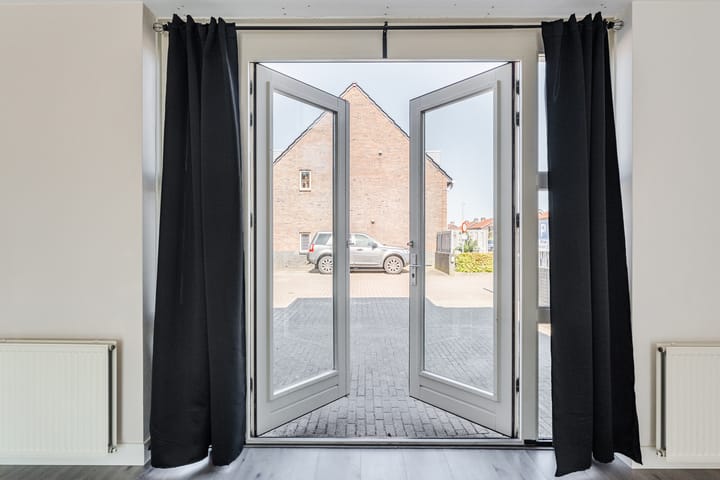Photo 4 of Burgemeester Klinkhamerweg 2