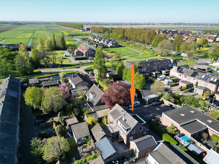Photo 4 of Dorpsstraat 100