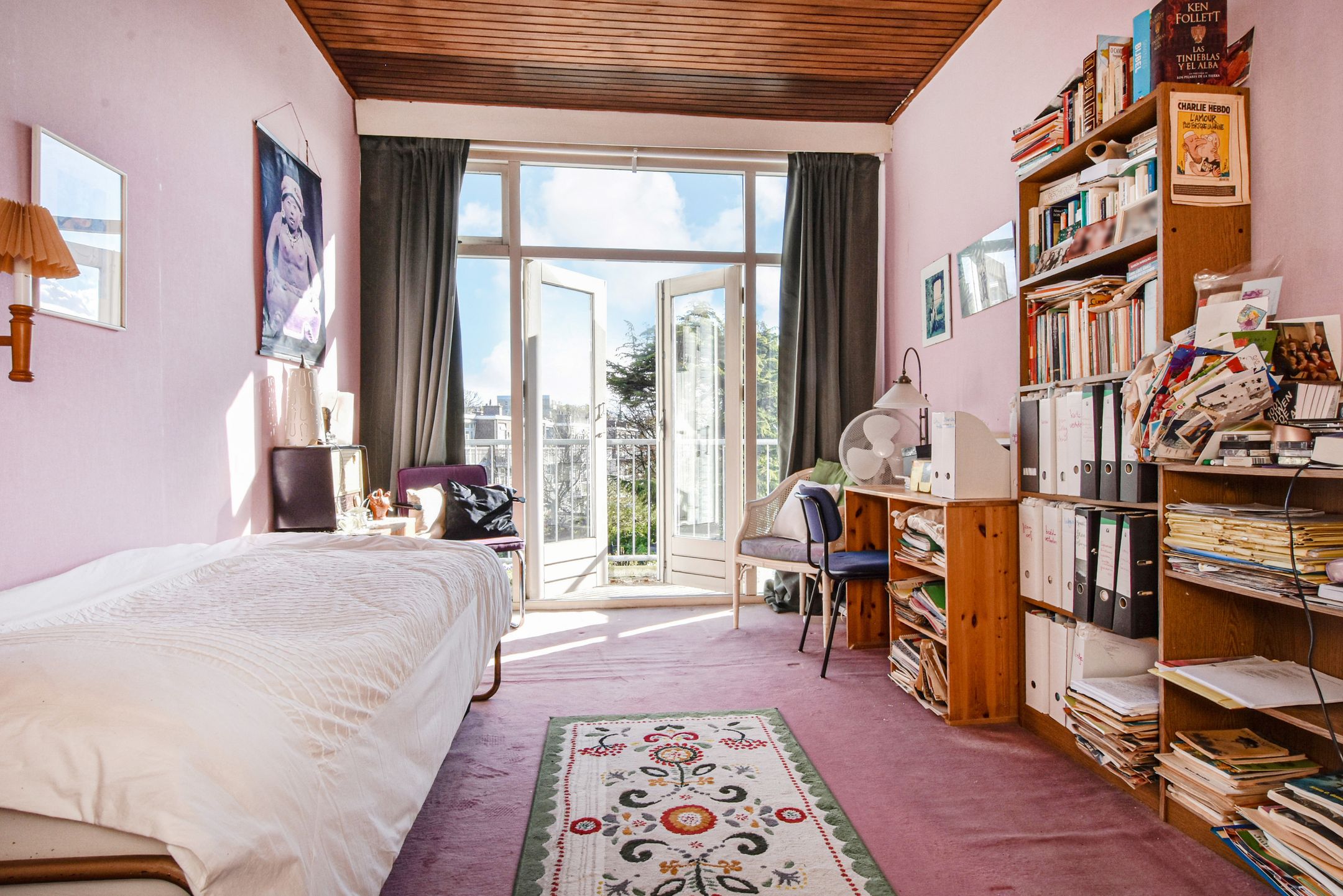 Spacious Top Floor Apartment in Quiet Bomenbuurt — 18