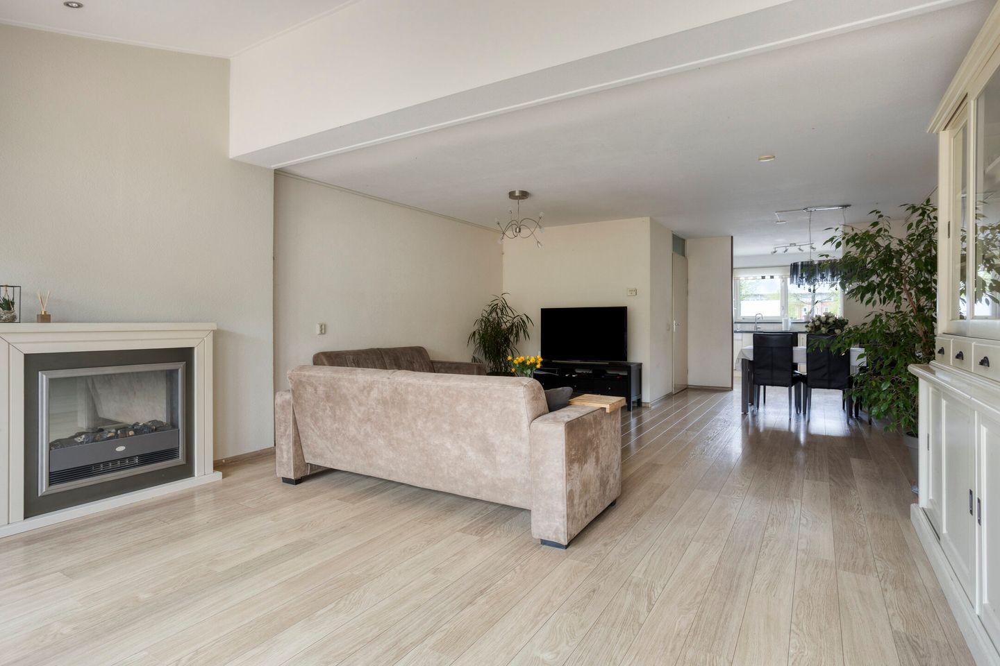 Photo 14 of Aletta Jacobstuin 25