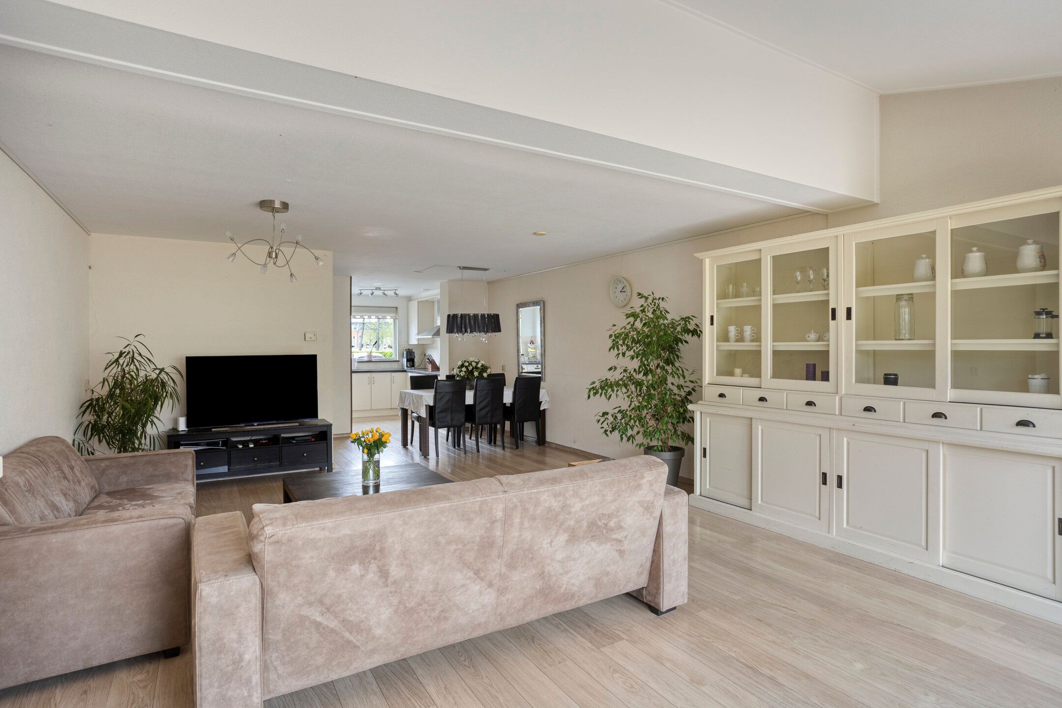 Photo 15 of Aletta Jacobstuin 25