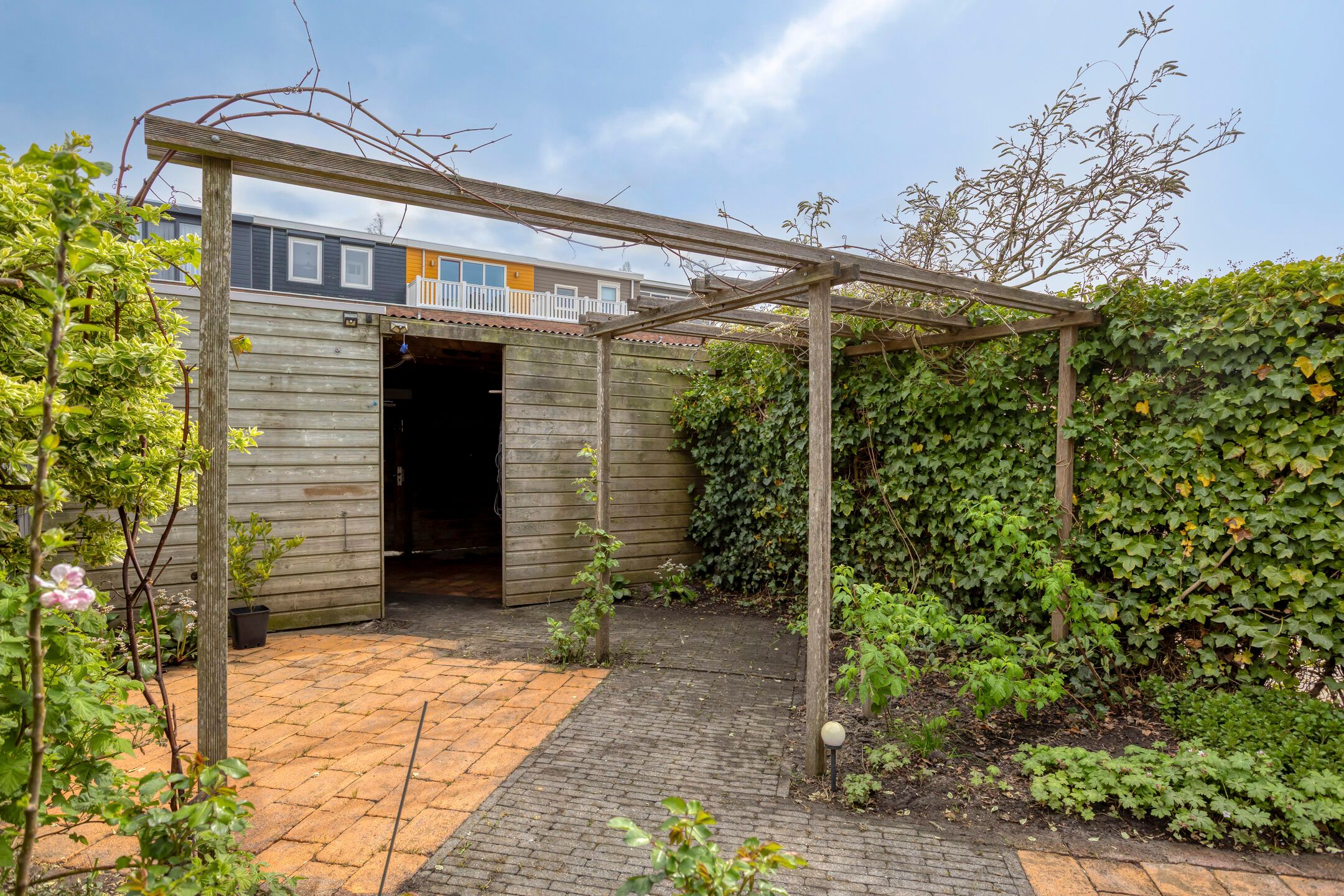 Photo 39 of Aletta Jacobstuin 25