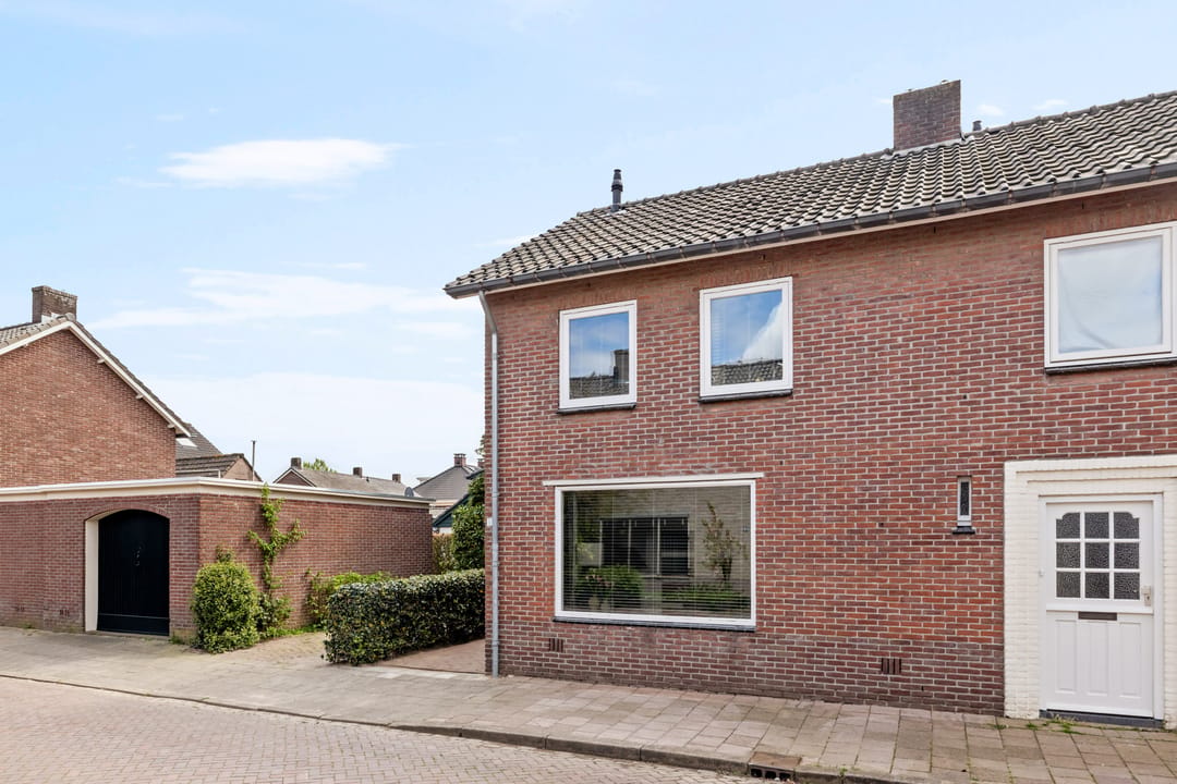 Photo 41 of Meester Rijkenstraat 37