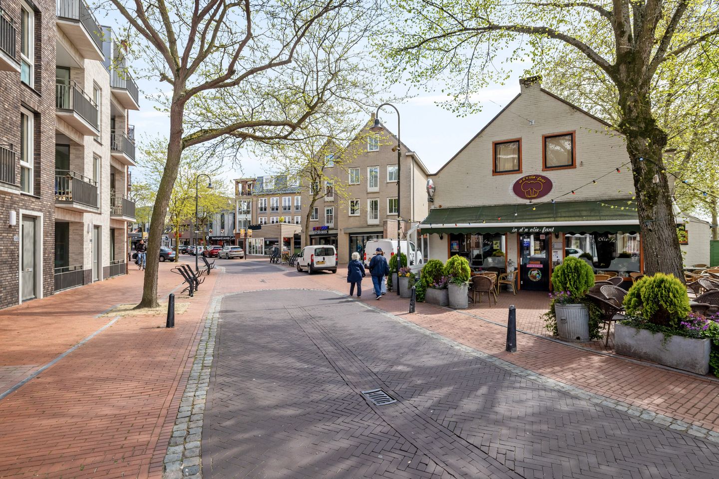Photo 44 of Meester Rijkenstraat 37
