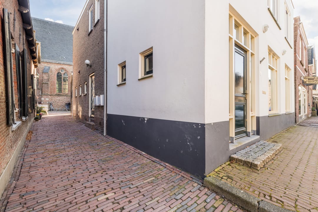 Photo 8 of Nieuwstraat 9