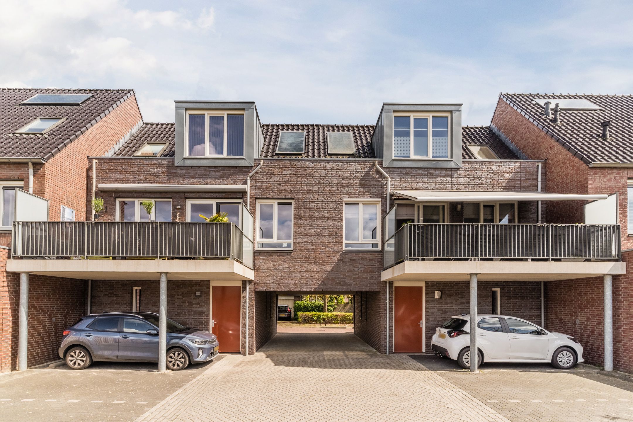 Photo 30 of Peellandstraat 6