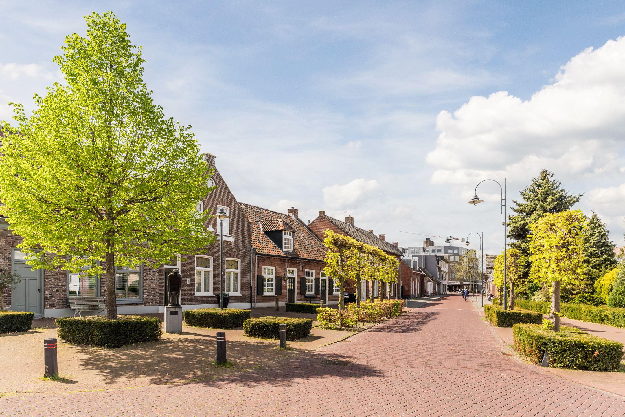 Photo 33 of Peellandstraat 6