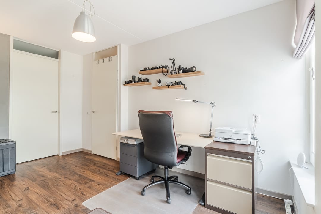 Photo 7 of Peellandstraat 6