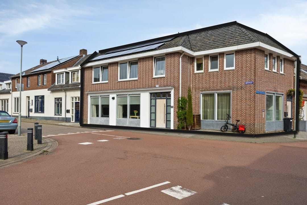 Photo 41 of Hofstraat 2