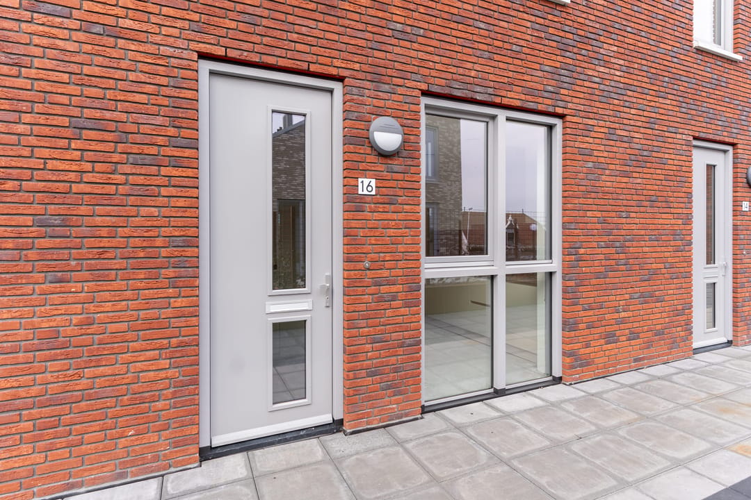 Photo 7 of Dorpsstraat 16