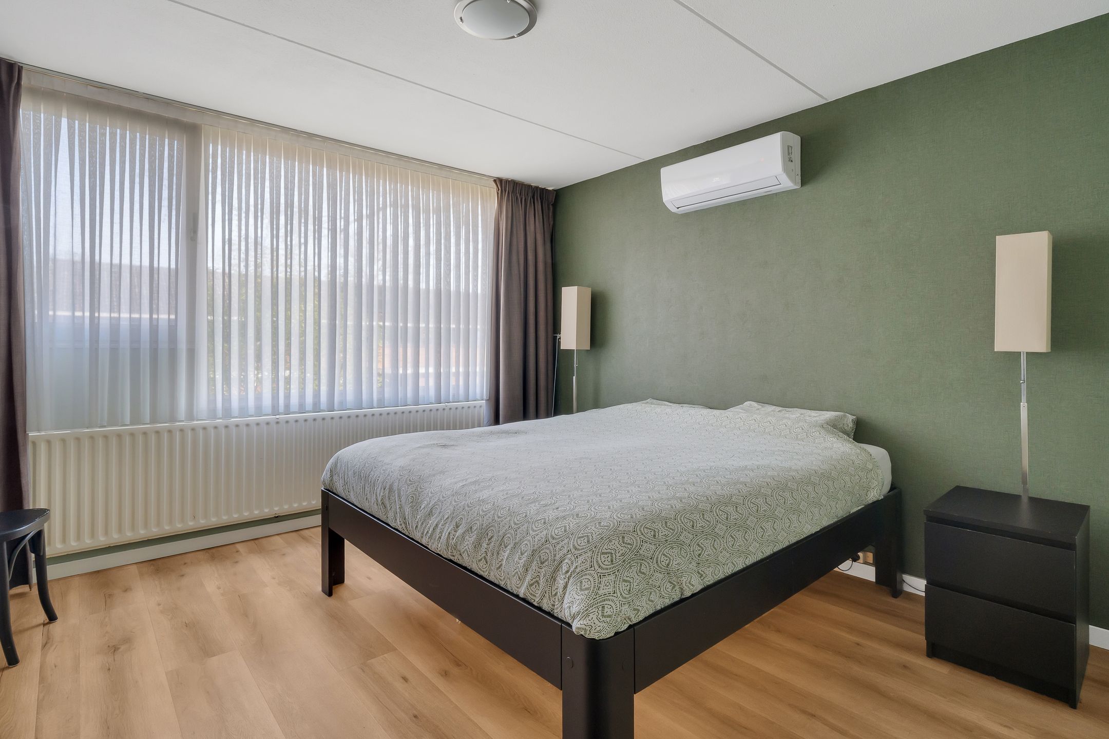 Photo 15 of Straussstraat 24