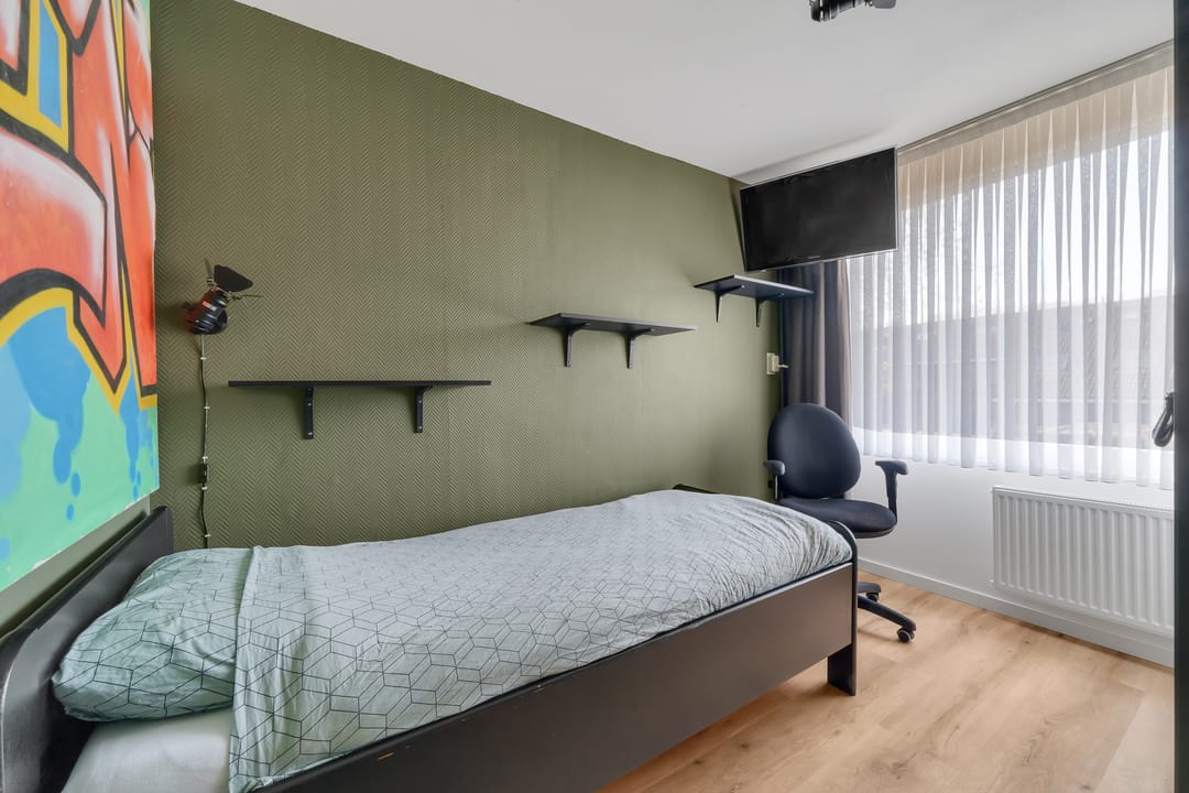 Photo 23 of Straussstraat 24