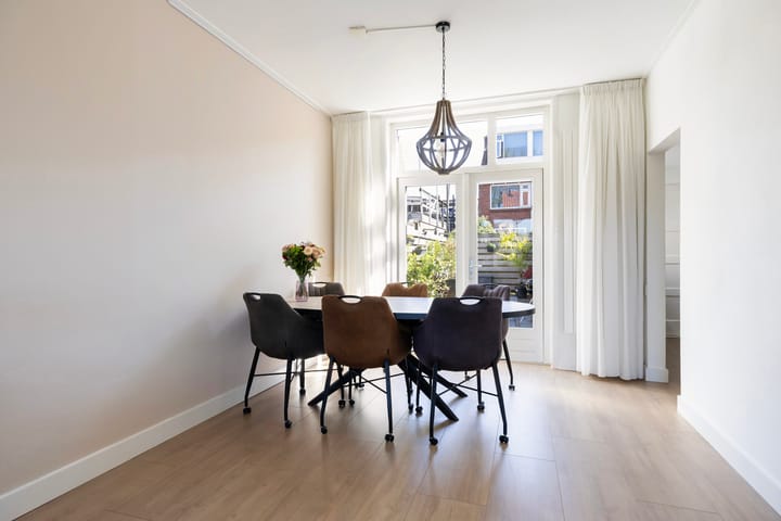 Foto 3 van Weberstraat 1