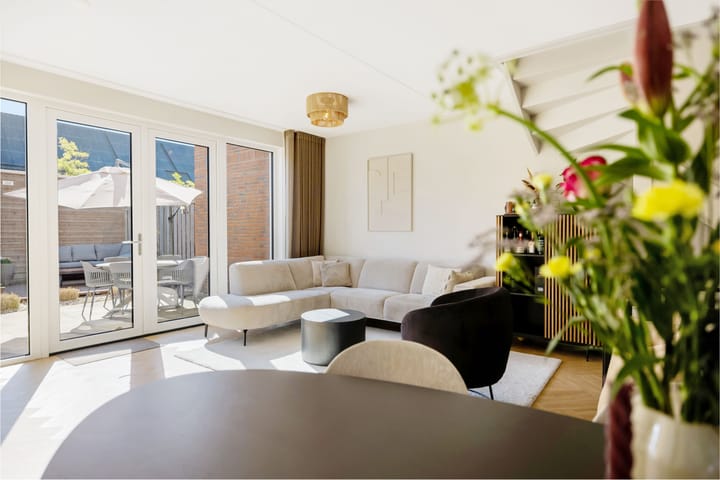 Photo 2 of Houtblazersstraat 17