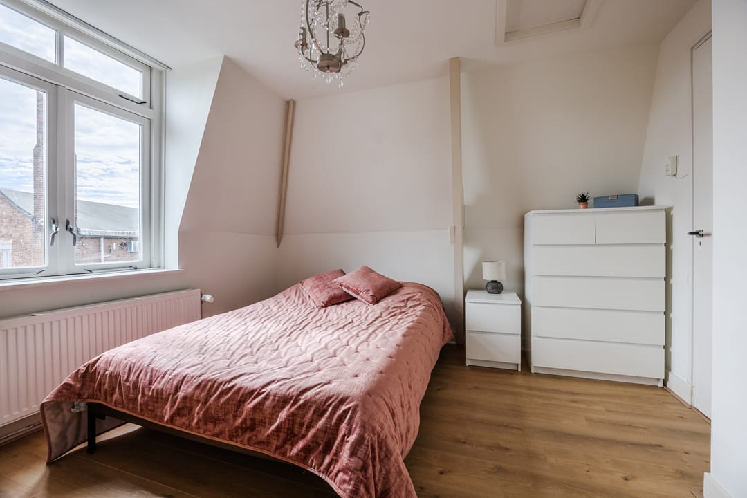 Turnkey Character Home with Sunny South-Facing Garden in Leiden — 16