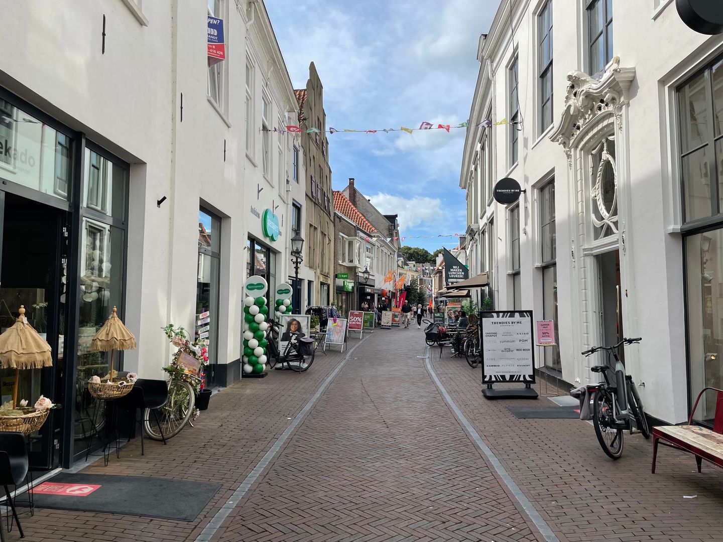 View photo 4 of Donkerstraat 20