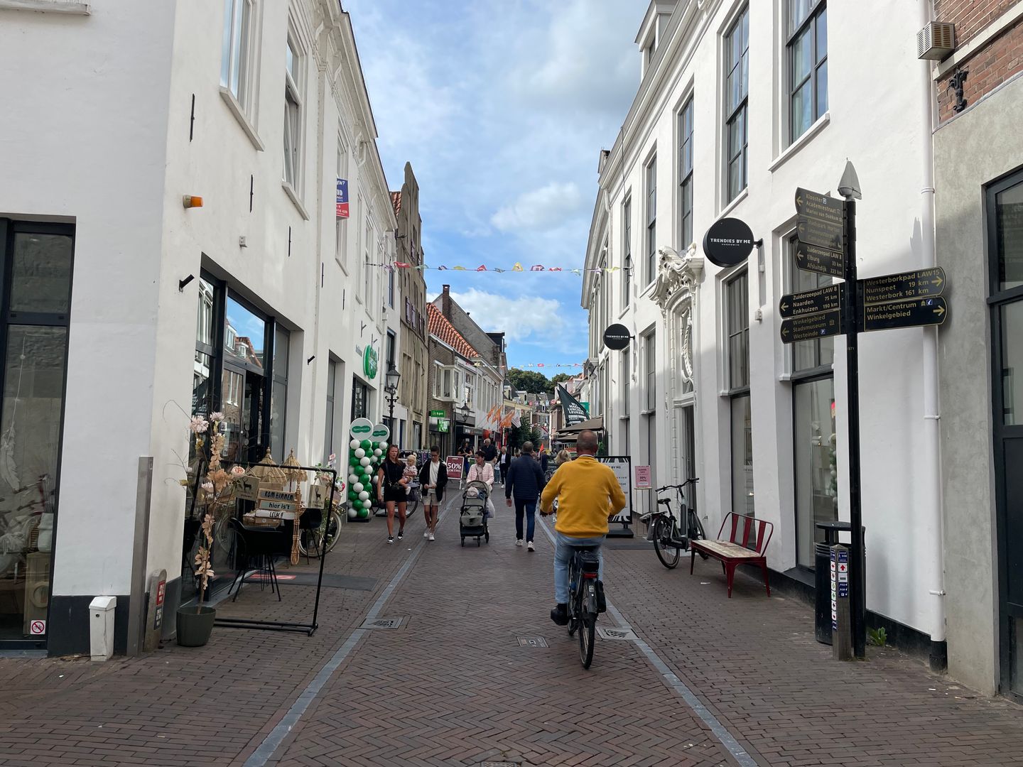 View photo 3 of Donkerstraat 20