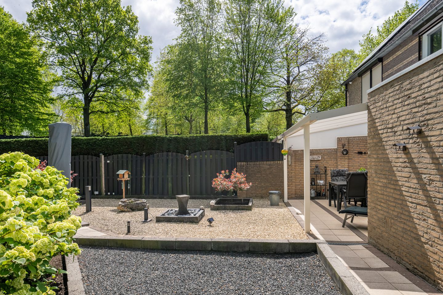 Photo 25 of Bloemenstraat 4