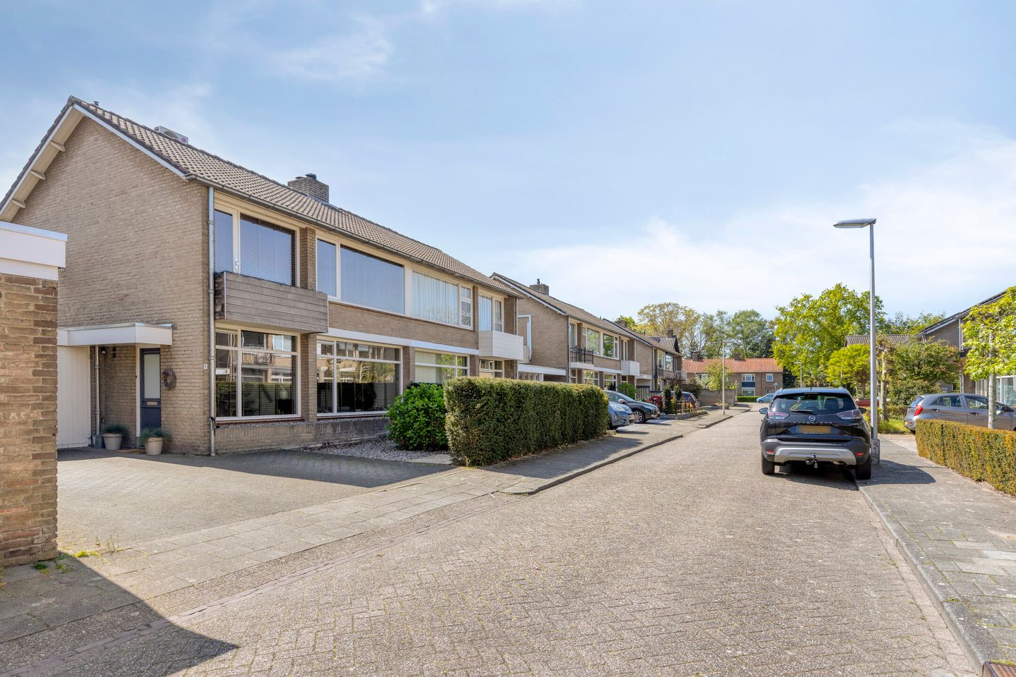 Foto 40 van De Roverestraat 1