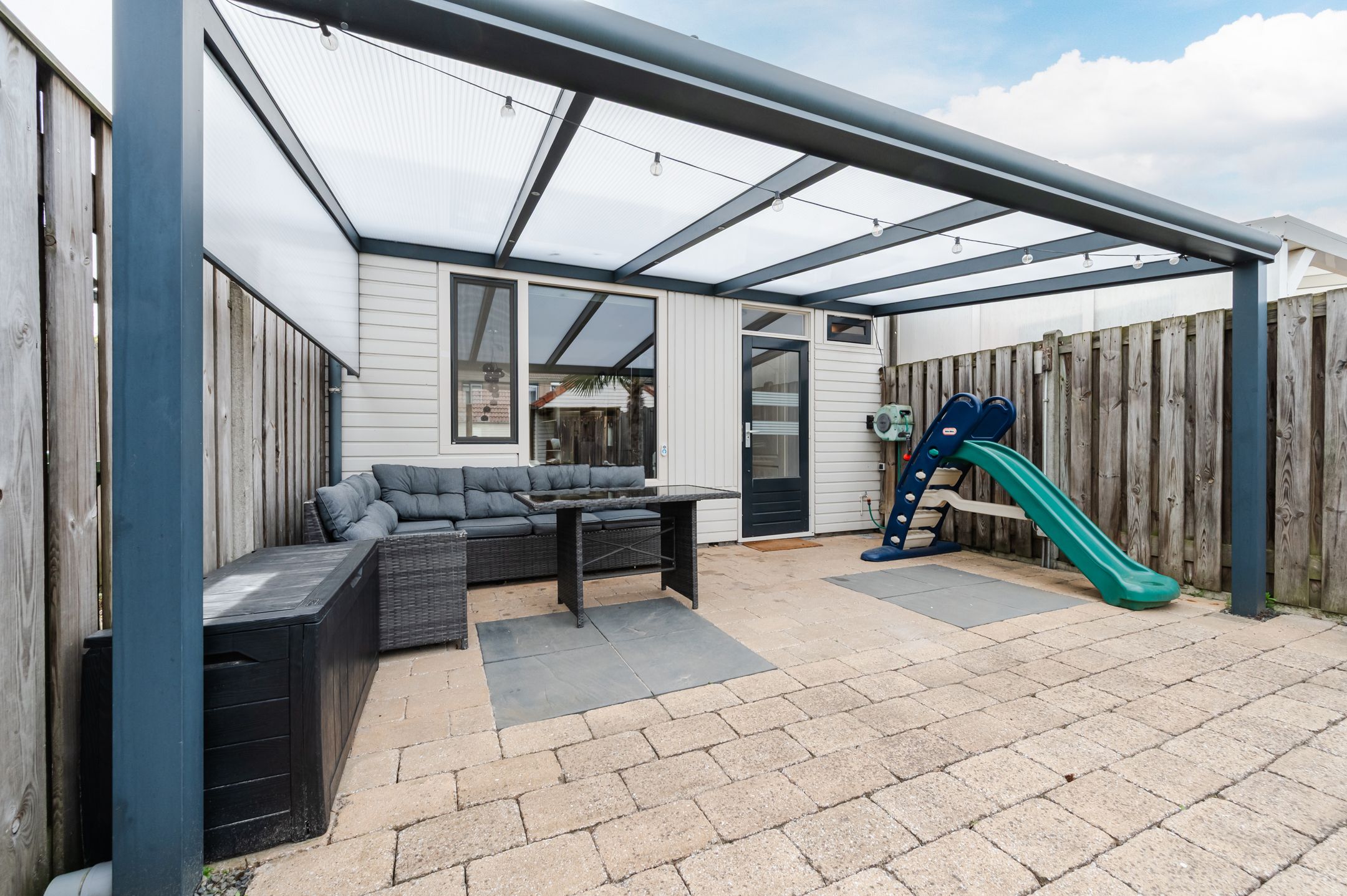 Move-in Ready Family Home with 4 Bedrooms and Covered Terrace in Popular Brouwhuis — 21