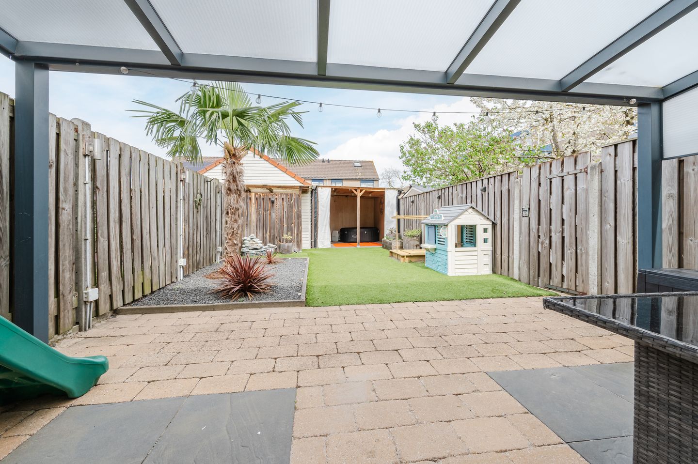Move-in Ready Family Home with 4 Bedrooms and Covered Terrace in Popular Brouwhuis — 20