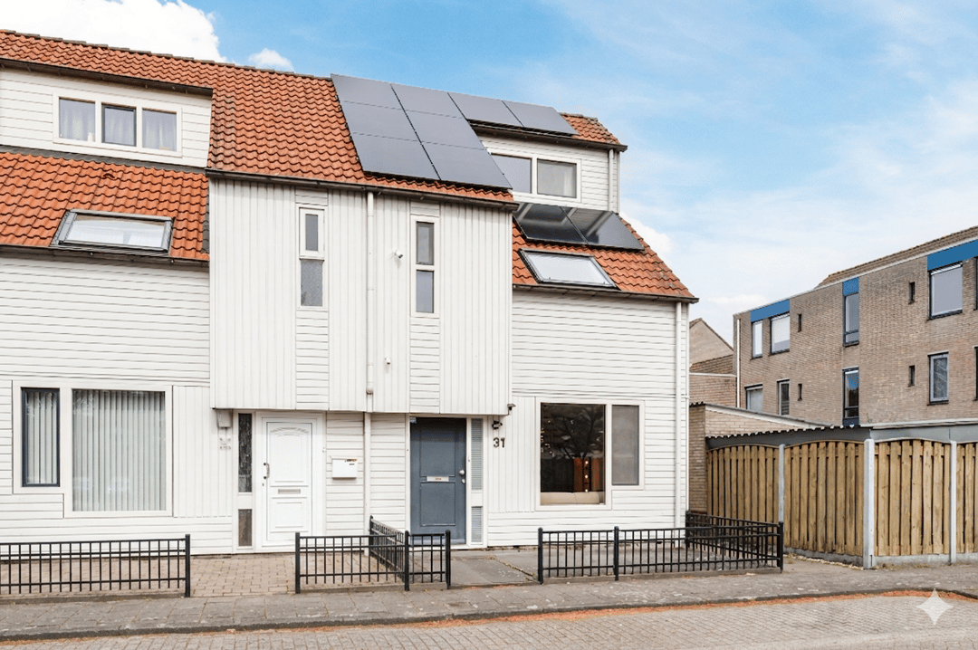 Move-in Ready Family Home with 4 Bedrooms and Covered Terrace in Popular Brouwhuis — 26