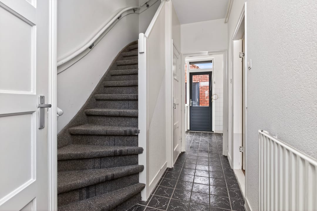 Photo 8 of Kamillestraat 33