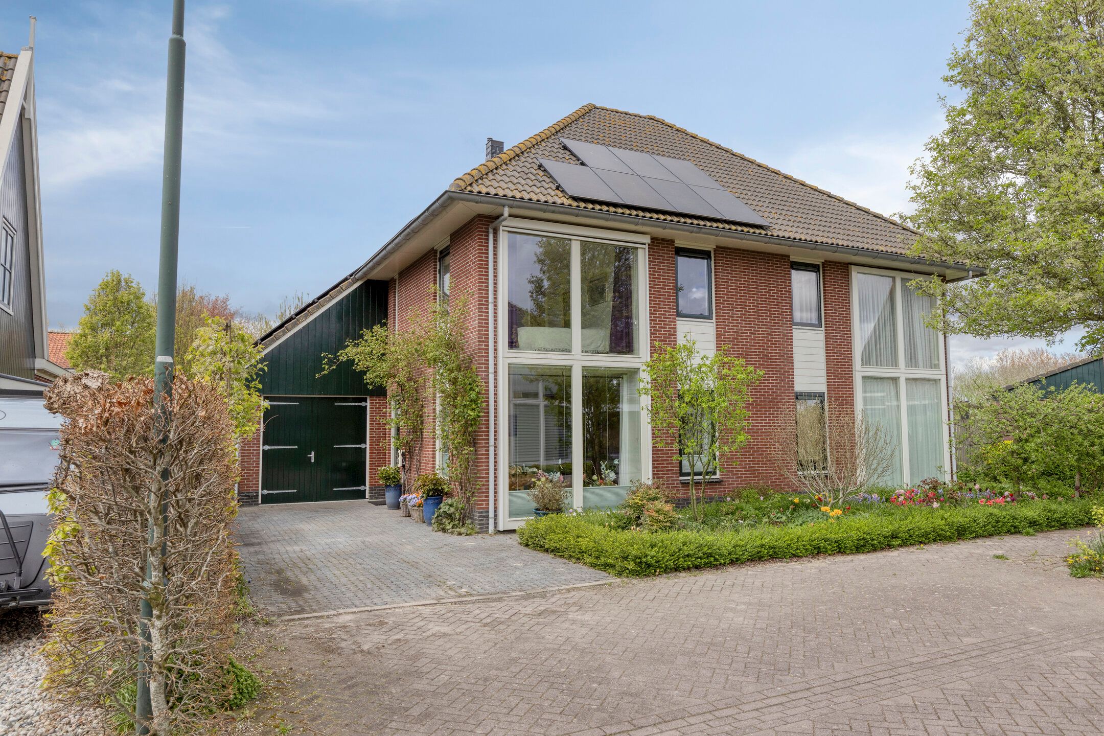 Photo 6 of De Eendracht 15