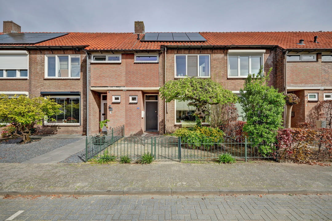 Foto 1 van Sint Amandusstraat 8