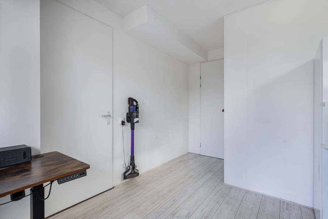 Photo 32 of John Daltonhage 8