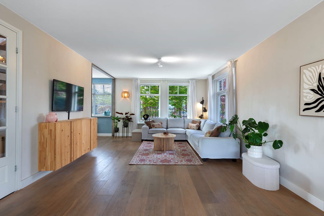 Photo 11 of John Daltonhage 8