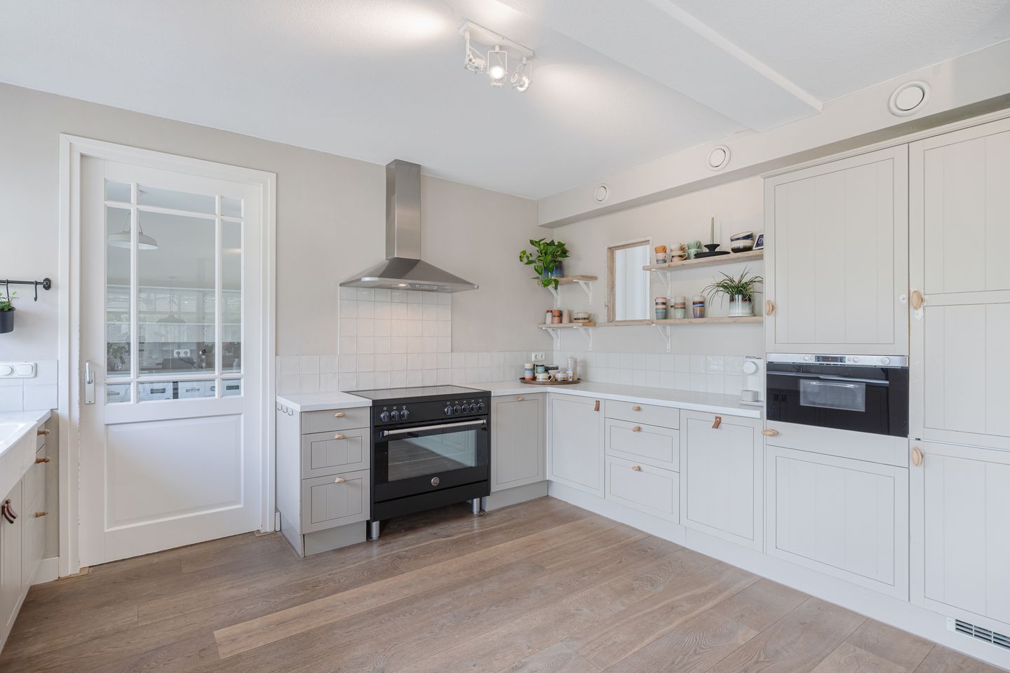 Photo 25 of John Daltonhage 8