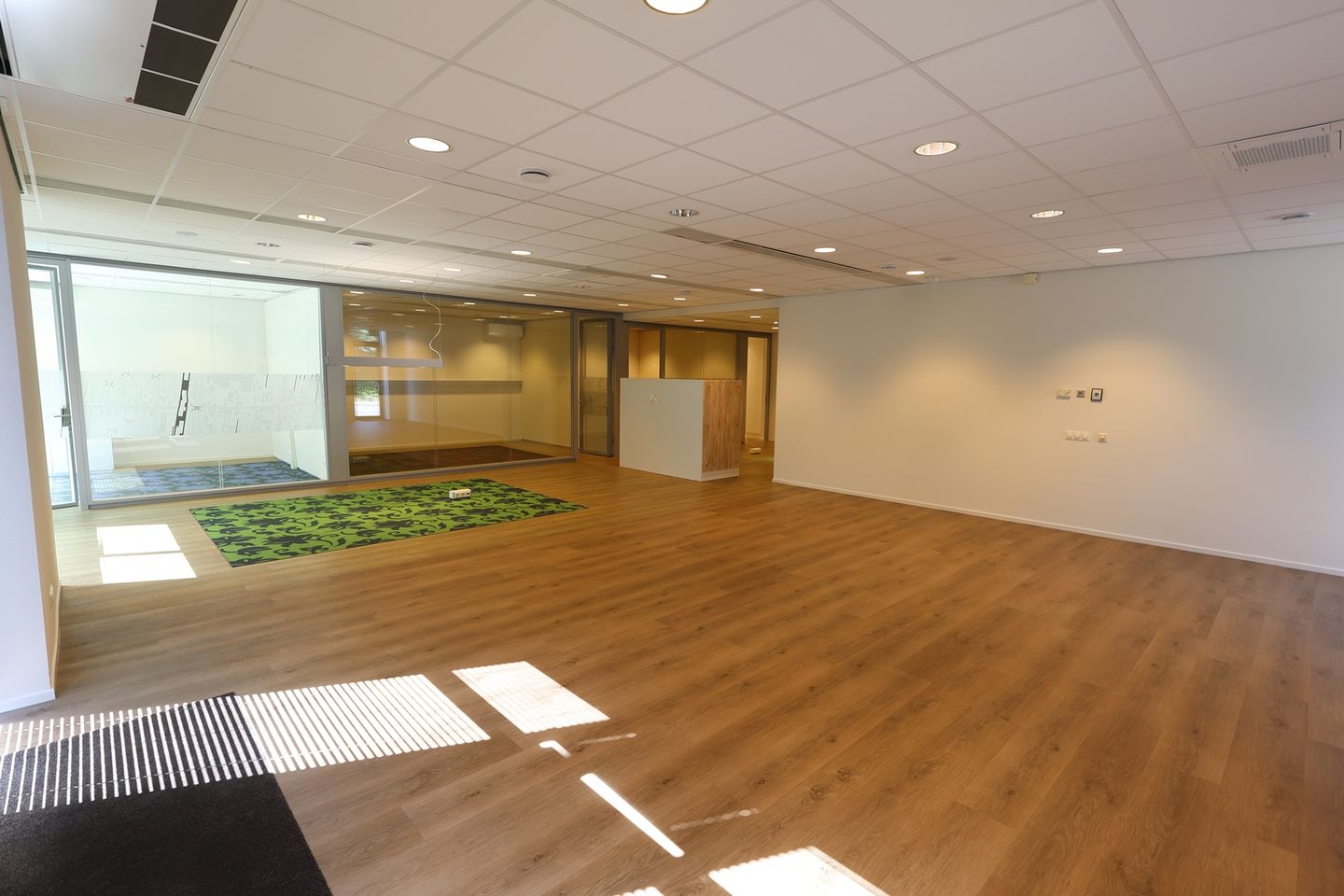 Bekijk foto 5 van Westeinde 2