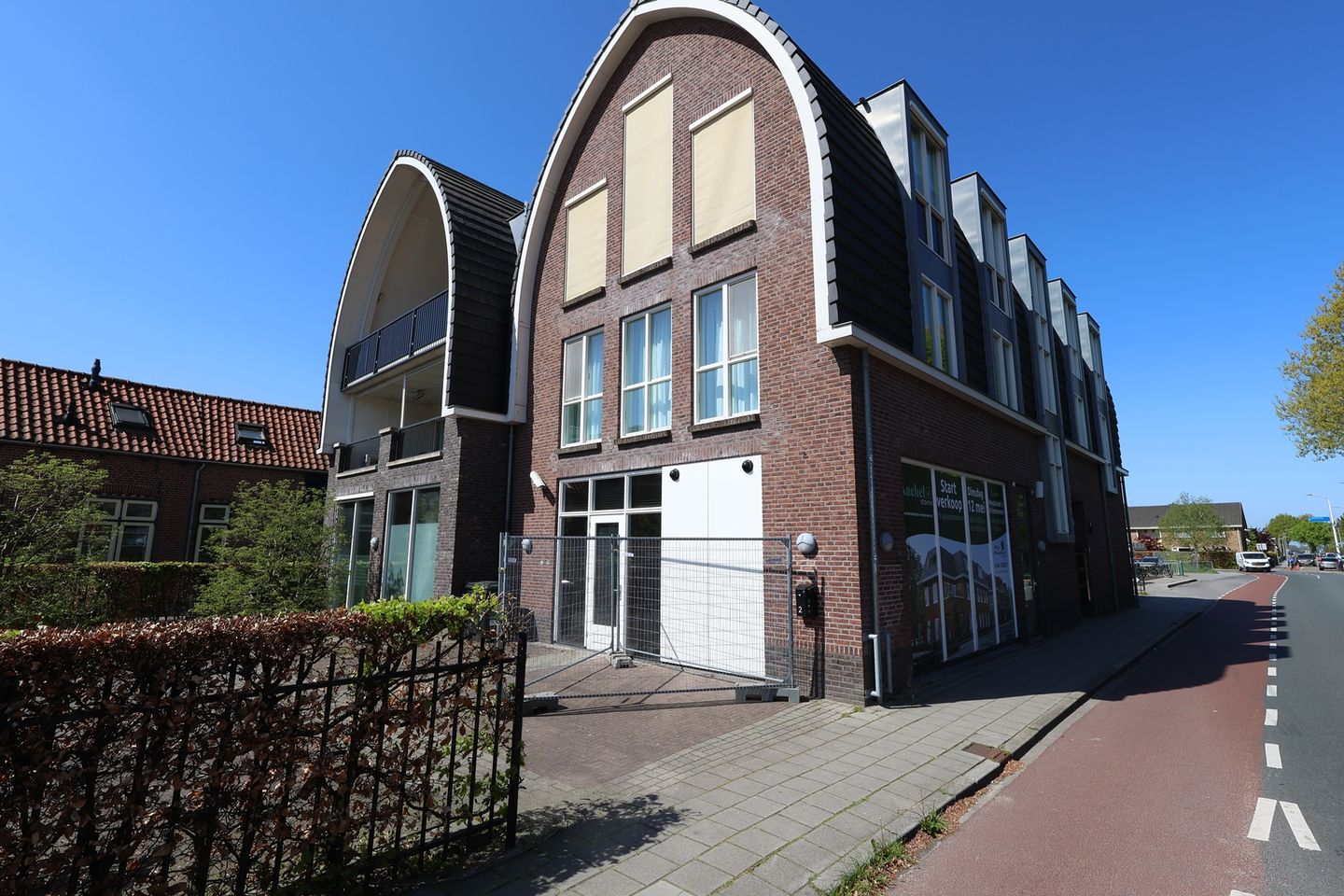 Bekijk foto 3 van Westeinde 2