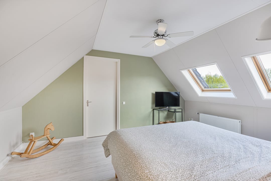 Photo 38 of John Daltonhage 8