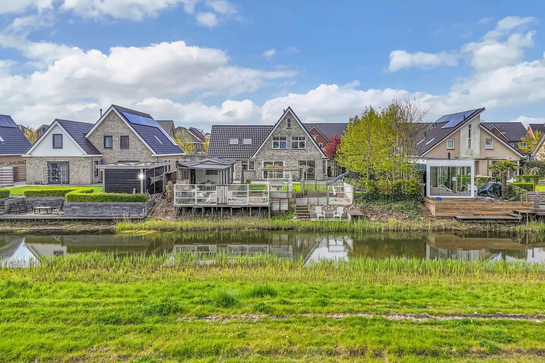 Photo 68 of John Daltonhage 8