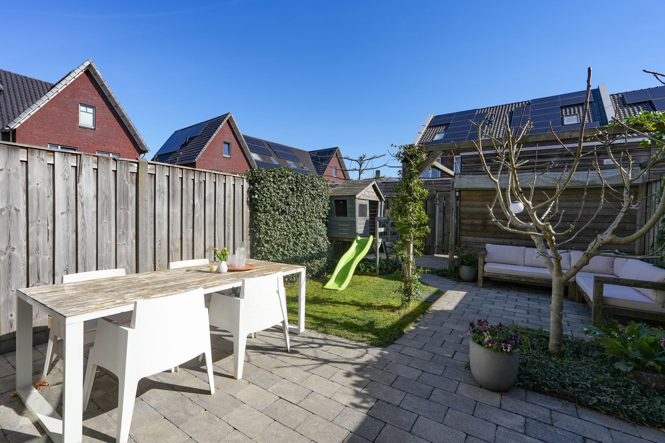 Modern terraced house with 5 bedrooms in Lent — 33