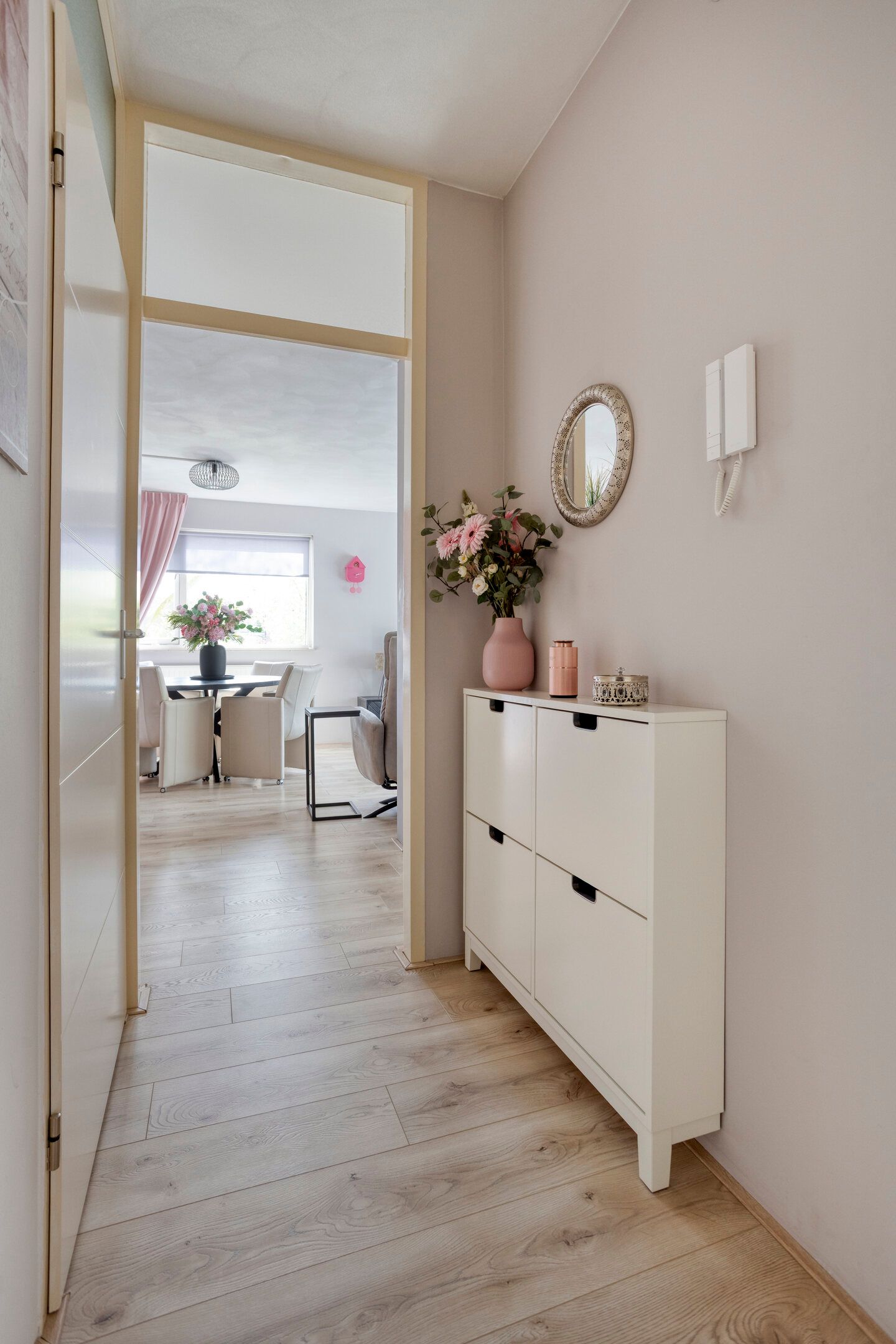 Spacious and Bright 2-Room Apartment with Balcony — 18