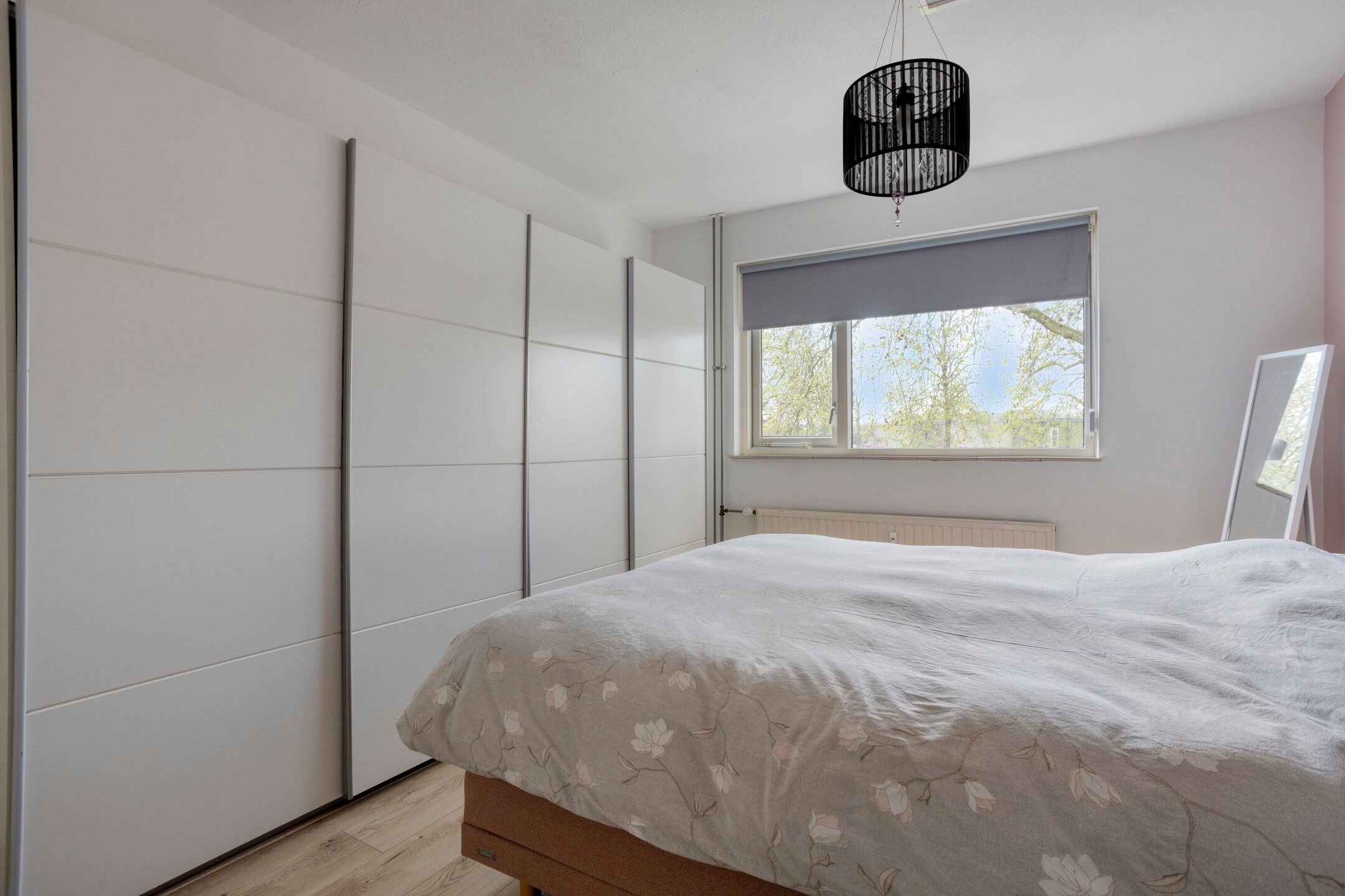 Spacious and Bright 2-Room Apartment with Balcony — 21