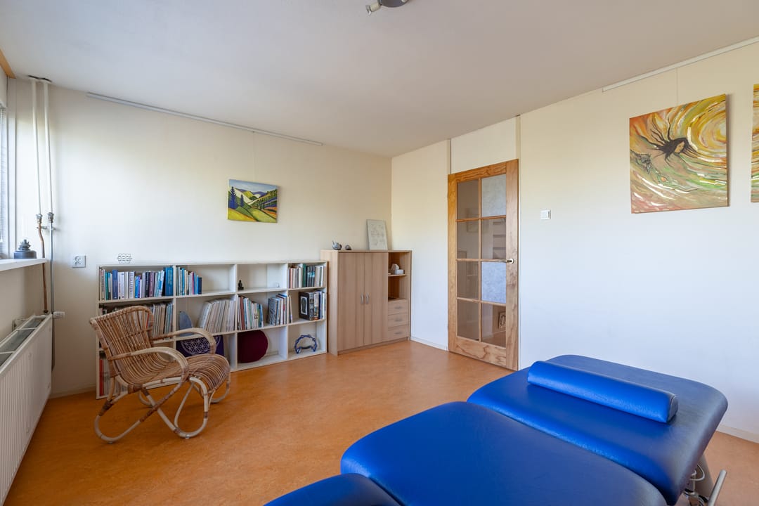 Spacious Family Home with Great Potential in Quiet Alkmaar Location — 16