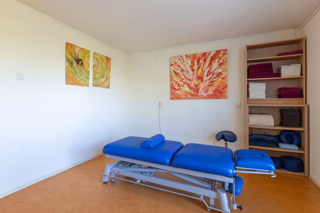 Spacious Family Home with Great Potential in Quiet Alkmaar Location — 17