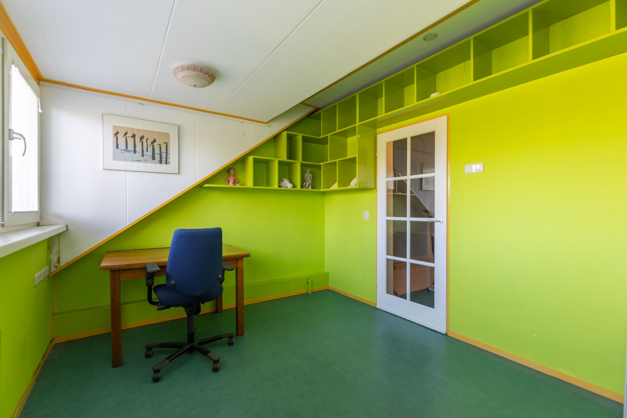 Spacious Family Home with Great Potential in Quiet Alkmaar Location — 33